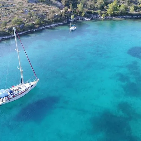 Сasa de vacaciones 3 Or 5 Days Sailing Cruise In Croatia