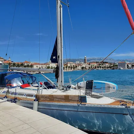 Holiday home 3 Or 5 Days Sailing Cruise In Croatia