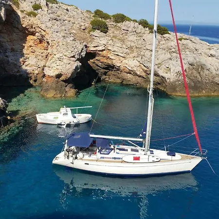3 Or 5 Days Sailing Cruise In Croatia Holiday home *