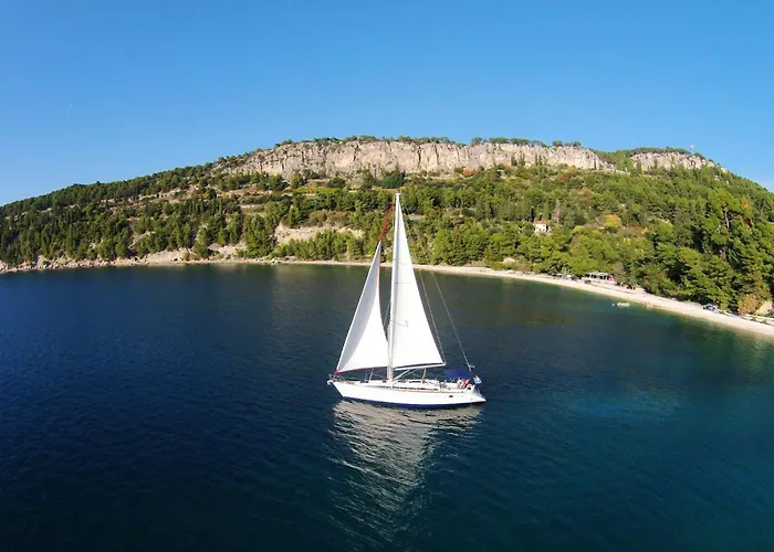 3 Or 5 Days Sailing Cruise In Croatia Hébergement de vacances *