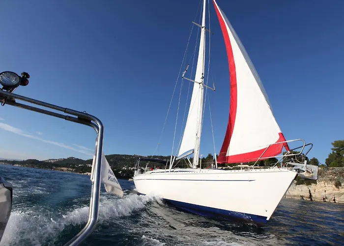 Hébergement de vacances 3 Or 5 Days Sailing Cruise In Croatia *