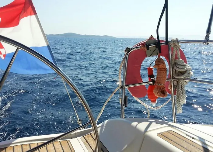 3 Or 5 Days Sailing Cruise In Croatia Hébergement de vacances Split