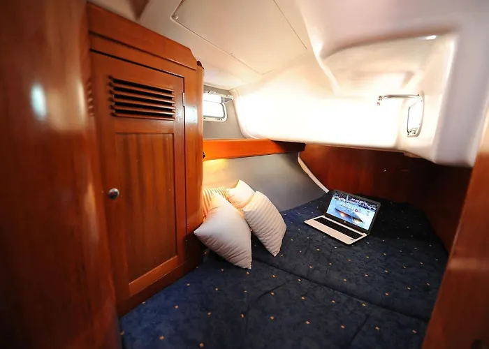 3 Or 5 Days Sailing Cruise In Croatia Hébergement de vacances Split