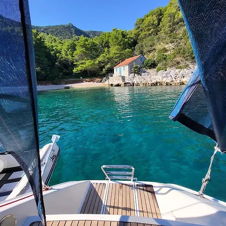 Будинок відпочинку 3 Or 5 Days Sailing Cruise In Croatia