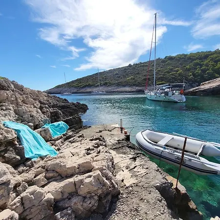 Будинок відпочинку 3 Or 5 Days Sailing Cruise In Croatia