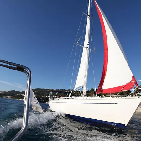 Будинок відпочинку 3 Or 5 Days Sailing Cruise In Croatia *