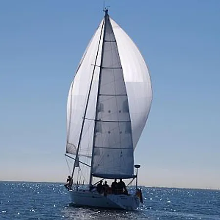 Будинок відпочинку 3 Or 5 Days Sailing Cruise In Croatia *