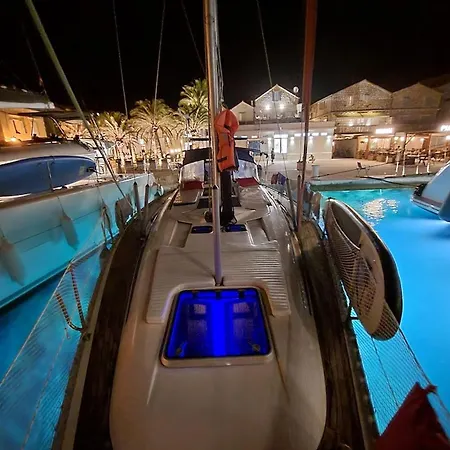 3 Or 5 Days Sailing Cruise In Croatia Будинок відпочинку *